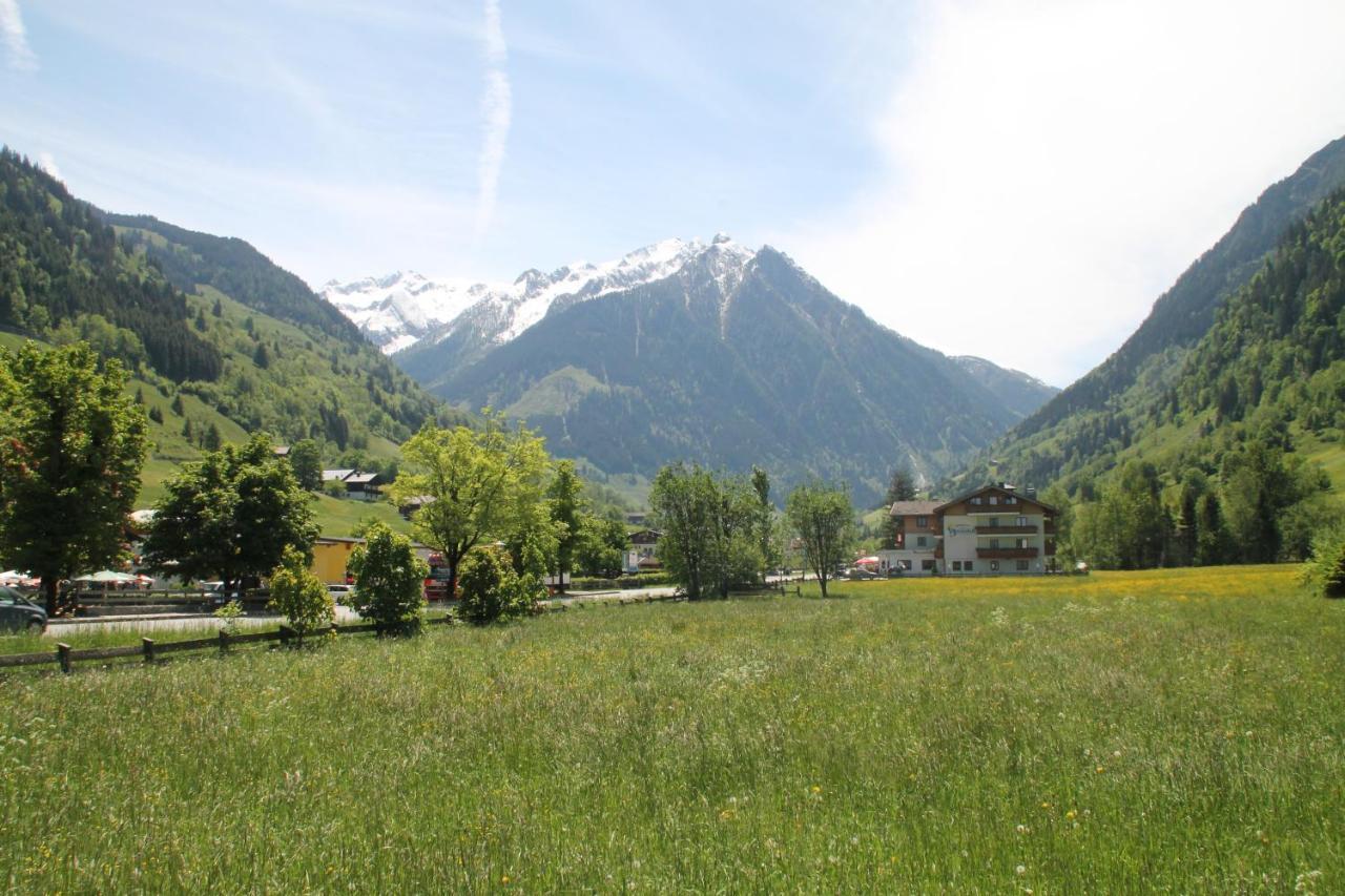 Hotel Wasserfall Fusch an der Grossglocknerstrasse Bagian luar foto