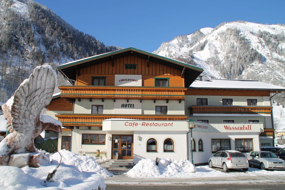 Hotel Wasserfall Fusch an der Grossglocknerstrasse Bagian luar foto